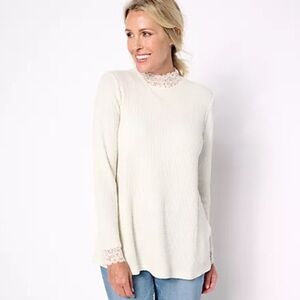 LOGO by Lori Goldstein Cream Metallic Ruffled Waffle Tunic, Medium